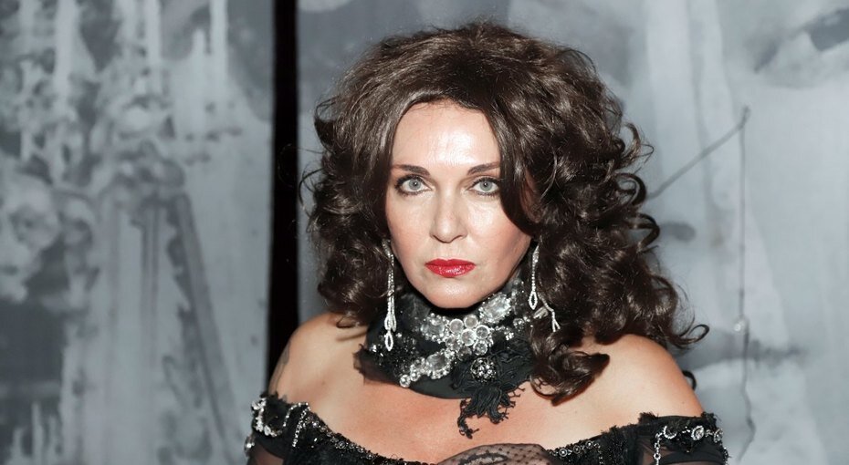 Российские зрители назвали 5 самых стильных актрис отечественного кинематографа в возрасте 50+