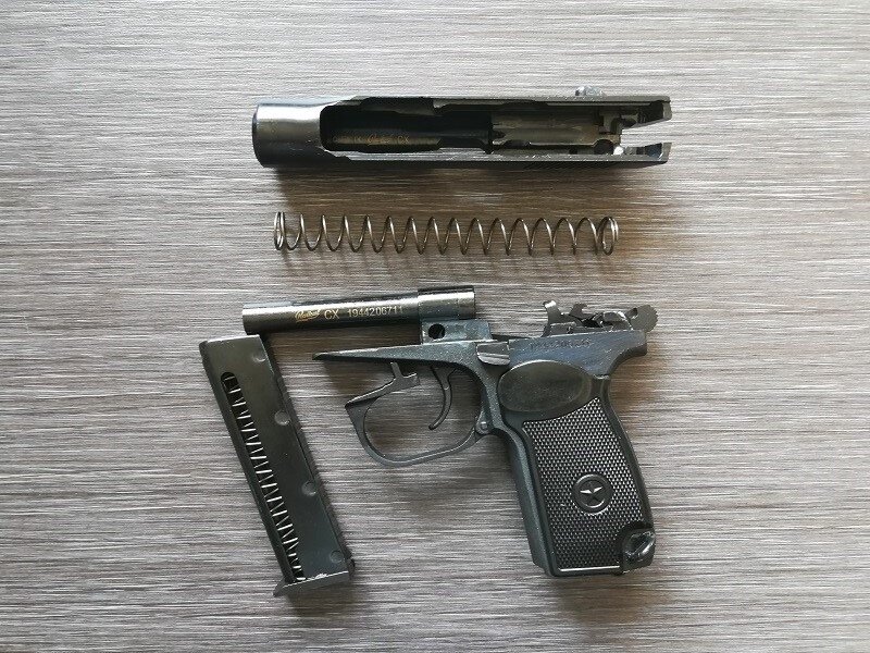 Кованый затвор, рамка литая.