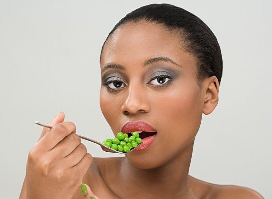 Есть горох - сезонная забава, так что балуйте себя! Источник: Яндекс картинки.