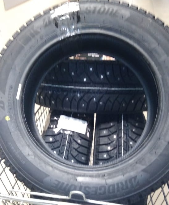 Новая резина Зимняя Шиповка