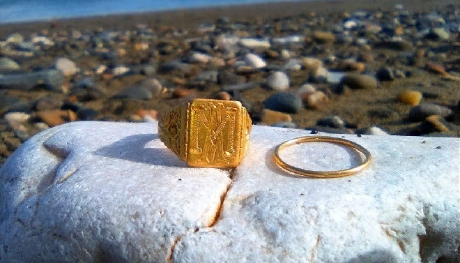 Кольцо находка. Украшения найденные на пляже. Находки золота. Находки на пляже металлоискателем. Золото на пляже.