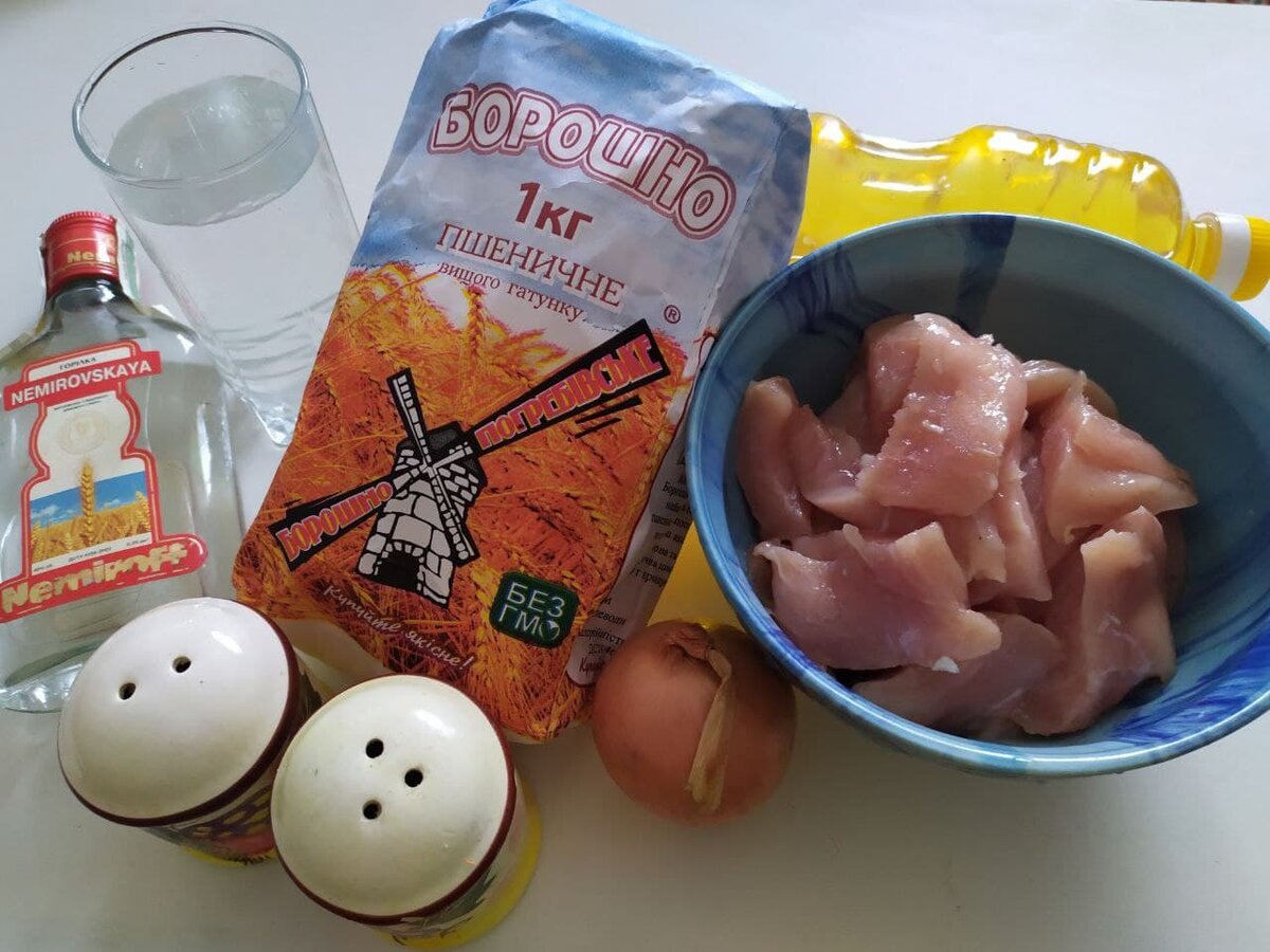 Продукты, которые понадобятся для приготовления настоящих совдеповских чебуреков