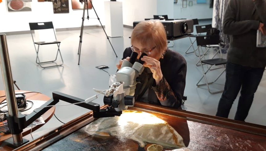 Искусствоведы показали микромир картины Владимира Терехина «Натюрморт с мясом и лимонами» 1954 года. Фото предоставила Тамара Галеева