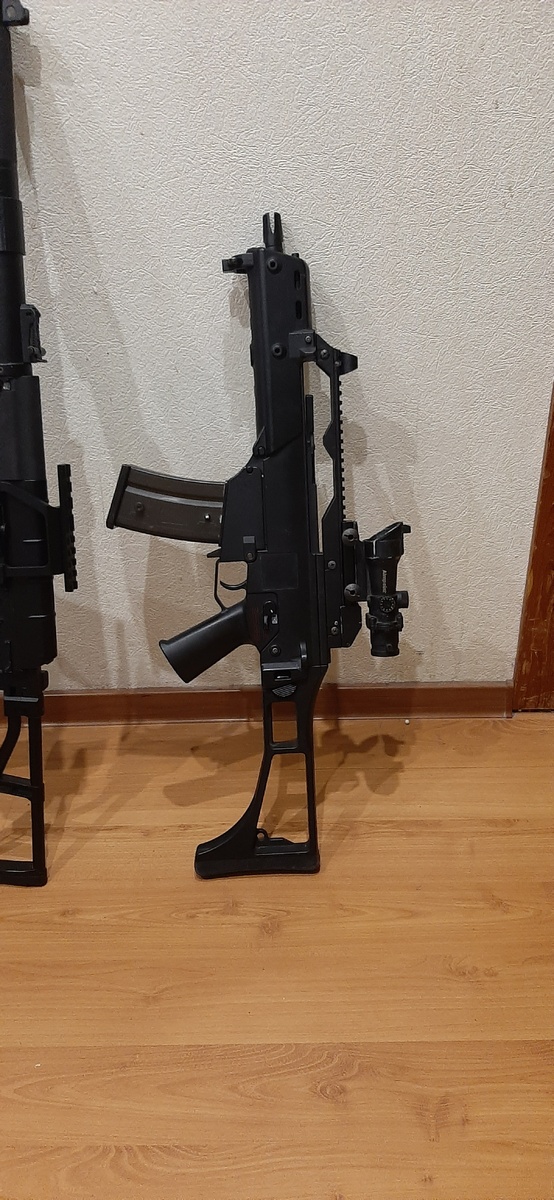 Страйкбольный автомат cyma g36