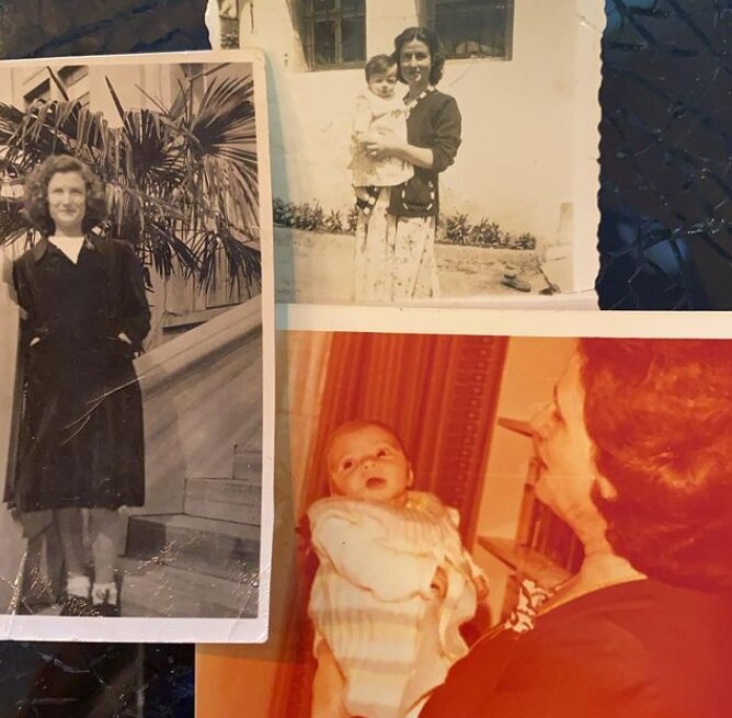 Фото бабушки, мамы и маленькой Джейды Дювенджи