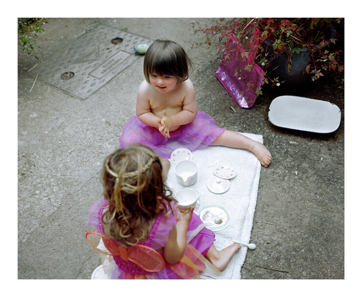 Элис и Сильви. Photo by Sian Davey