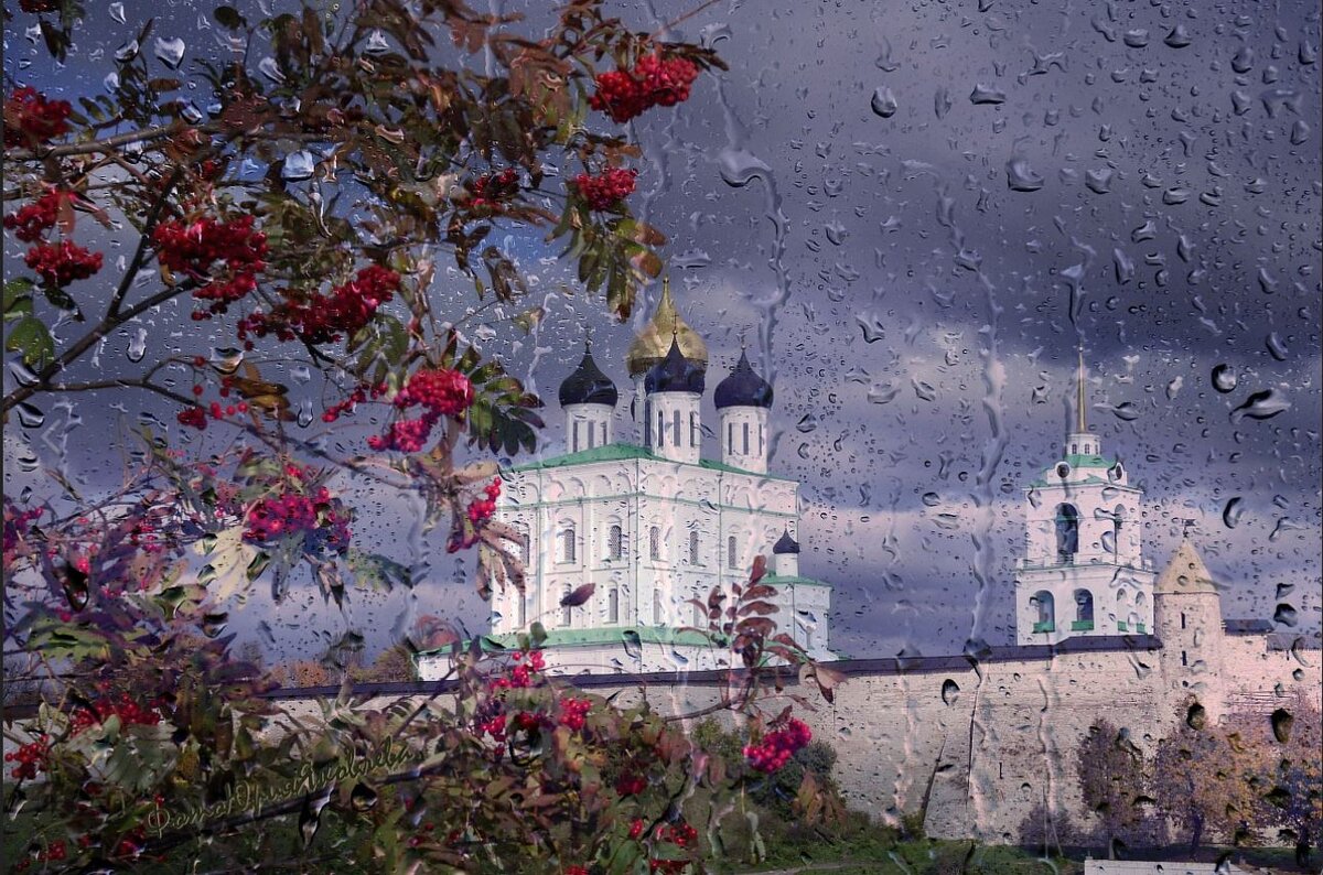 Ниже – строки Роберта Рождественского