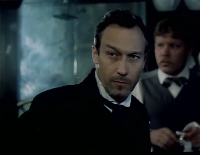 Кадр из фильма «Крейцерова соната», СССР, 1987 год. Позднышев (Олег Янковский).