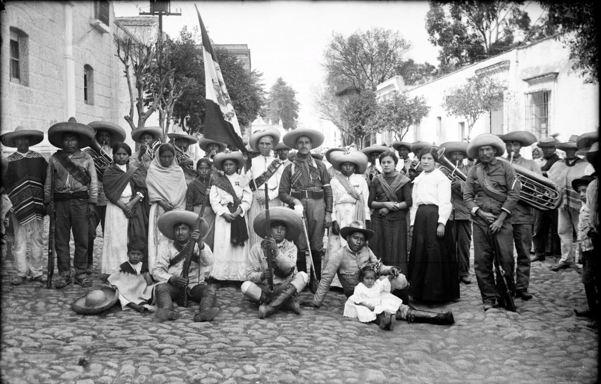 Крестьянин в латинской америке 4. Революция 1910 в Мексике. Мексиканская революция 1910 года. Мексика 1917 революция. Революций в Мексике в 1910 годах.