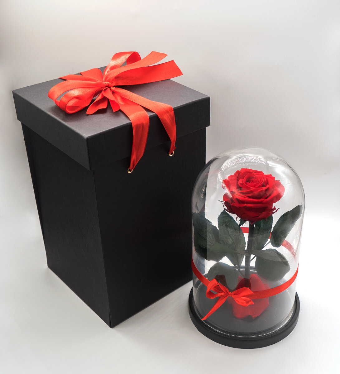 Роза в колбе. Оригинальный подарок любимому человеку
