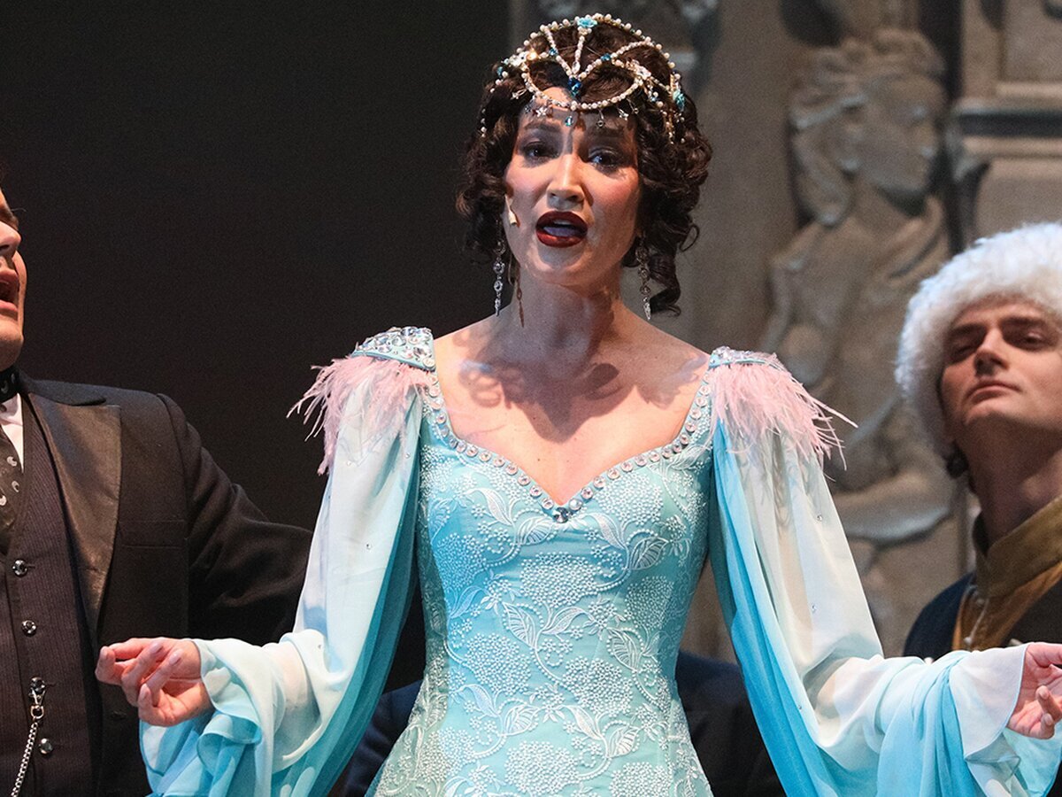 Ольга Бузова на спектакле.