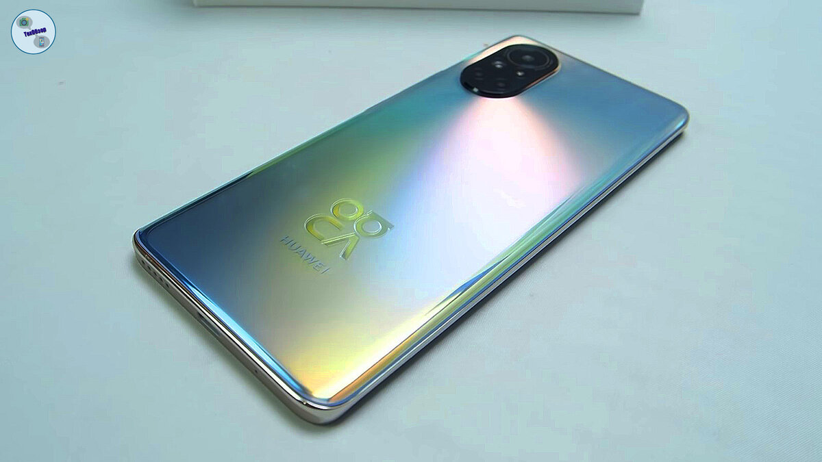 Смартфон Huawei Nova 8