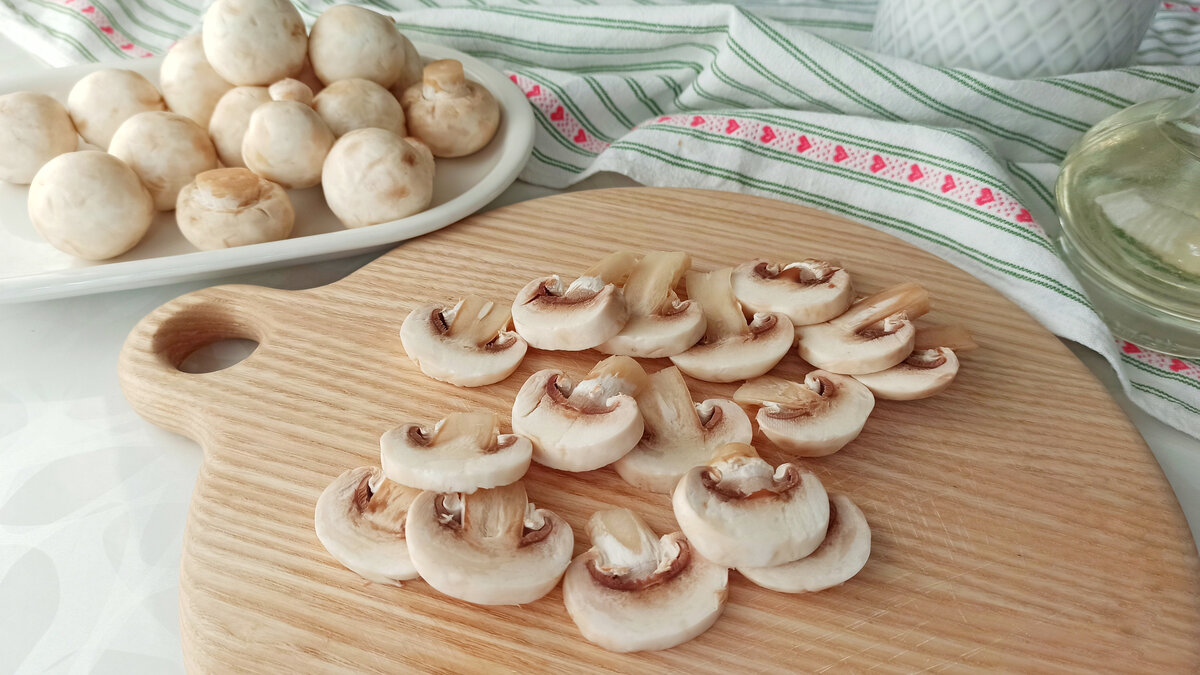Как приготовить грибы вкусно: 5 простых рецептов