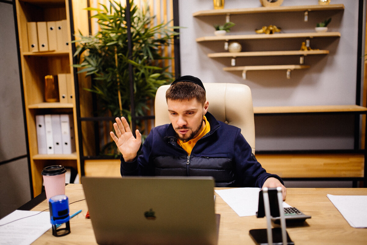 На фото: Исраэль Суворов, основатель медиагруппы "Хакнем"