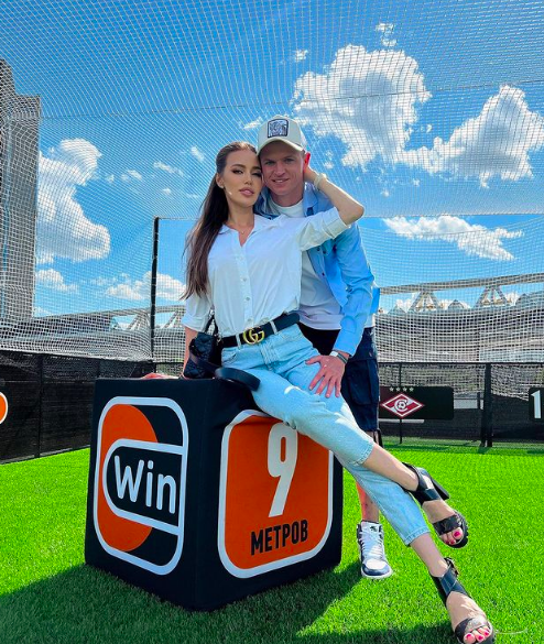 Дмитрий Тарасов и Анастасия Костенко