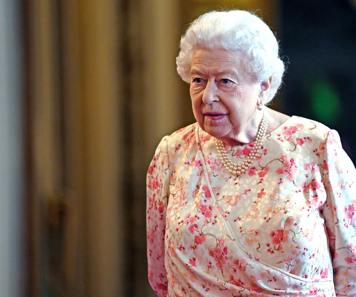     Успели далеко не все: кто был рядом с Елизаветой II, когда она умирала