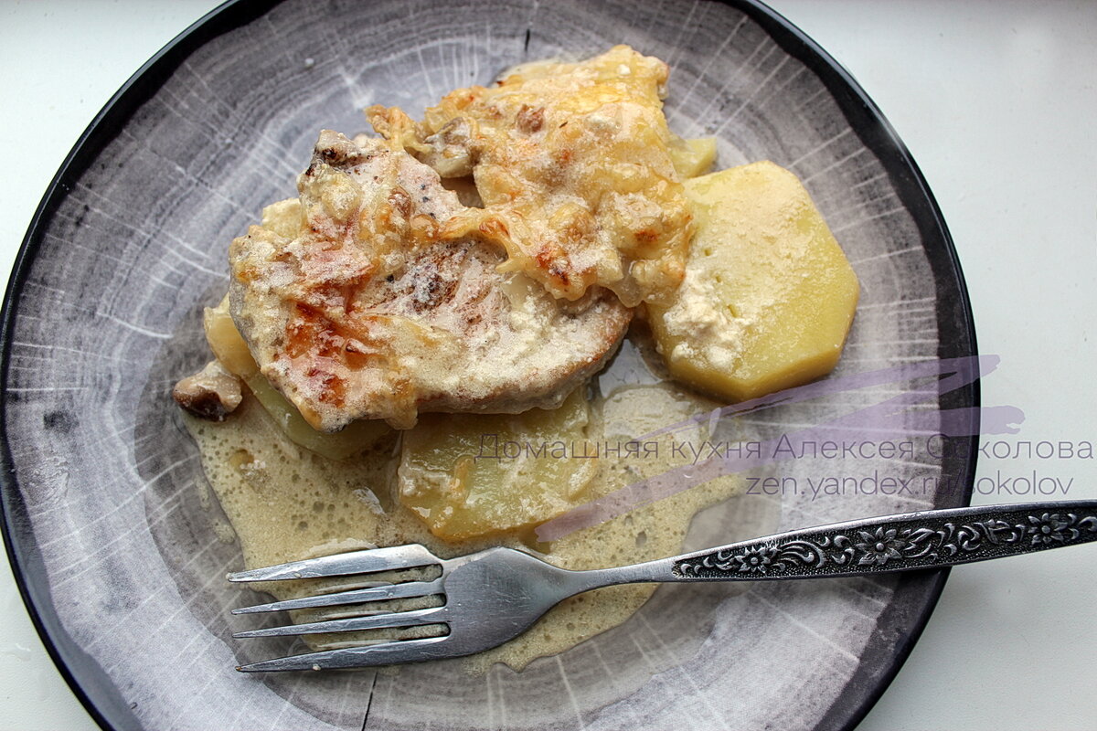 Не стыдно подать и к ужину, и на праздник. А если посыпать зеленью, будет еще и красиво :)