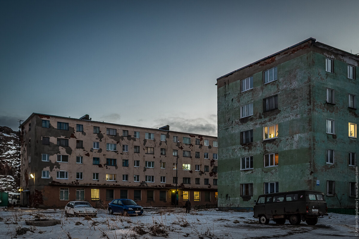 Вот в таких условиях живут многие Россияне, пока В. В. Путин раздаёт деньги другим странам.