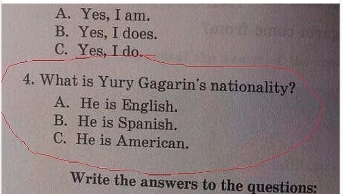 Вырезка из Казахского учебника по английскому. Написано: Какой национальности Юрий Гагарин?: англичанин, Испанец, американец?
