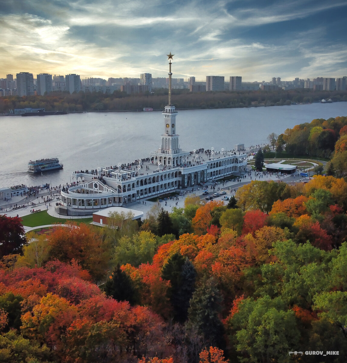 Фото речного вокзала москва