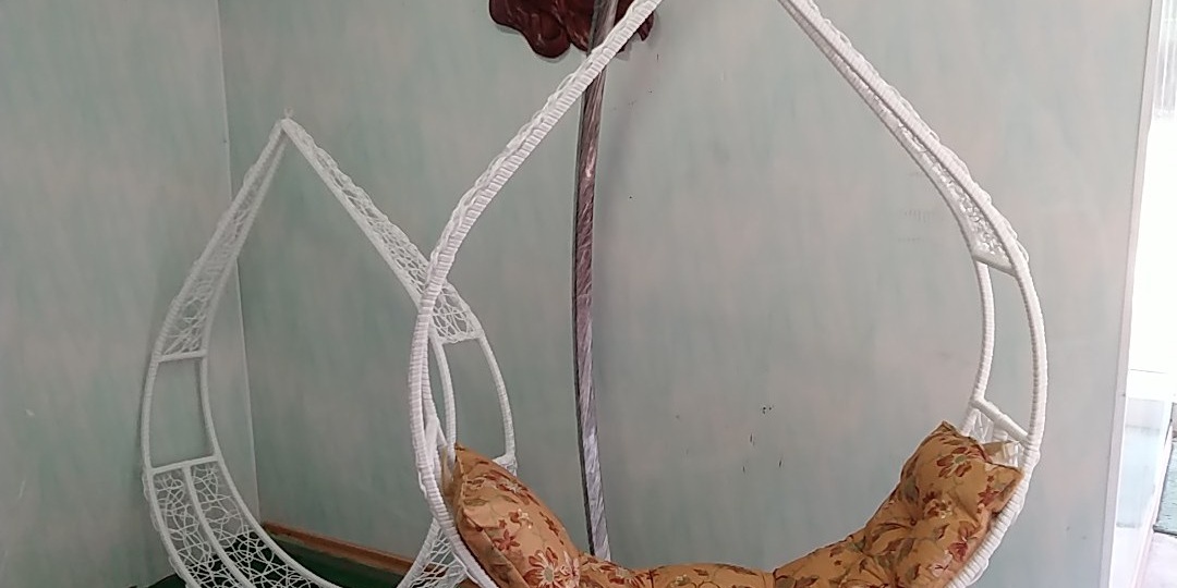 Одноместные качели Луна