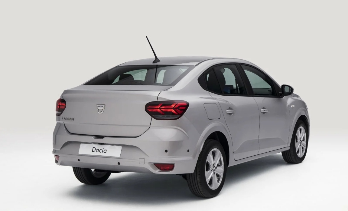 Лично мне напоминает VW Polo