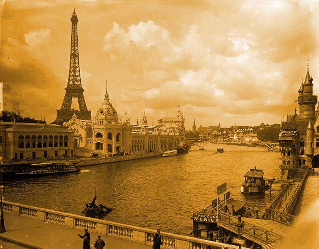 Париж, Эйфелева башня. Изображение сайта Яндекс.Картинки