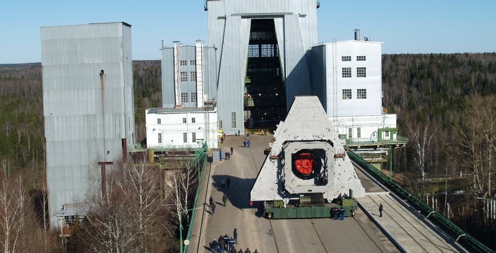 Фото: Вторая ступень «Ангары-1.2» на испытательном стенде. © Роскосмос.