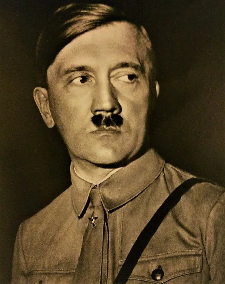 Адольф Гитлер