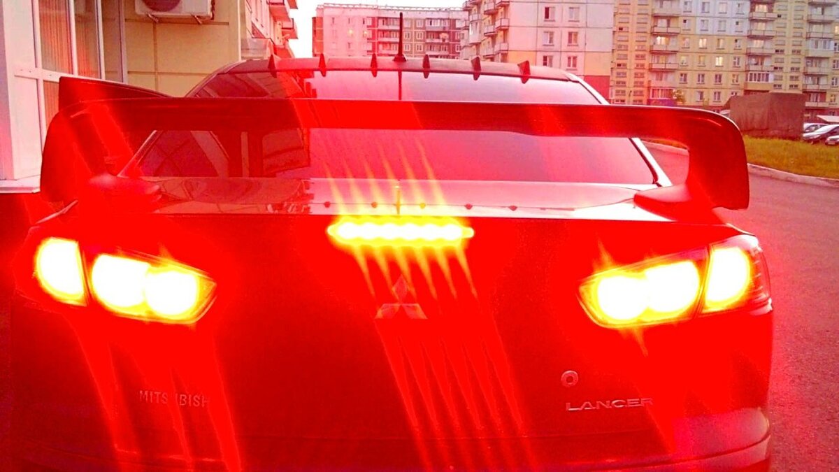 Пульсирующие стоп-сигналы. Источник Яндекс картинки