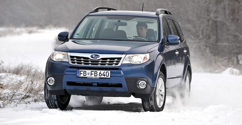 При рестайлинге 2011 года обновились решетка радиатора, передний бампер и зеркала, а на смену ­заслуженной серии двигателей EJ пришли агрегаты FB с цепным приводом ГРМ