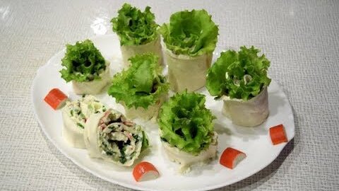 На праздничный стол закуска за 5 минут и вкусно. Рецепт бочонков из лаваша и крабовых палочек