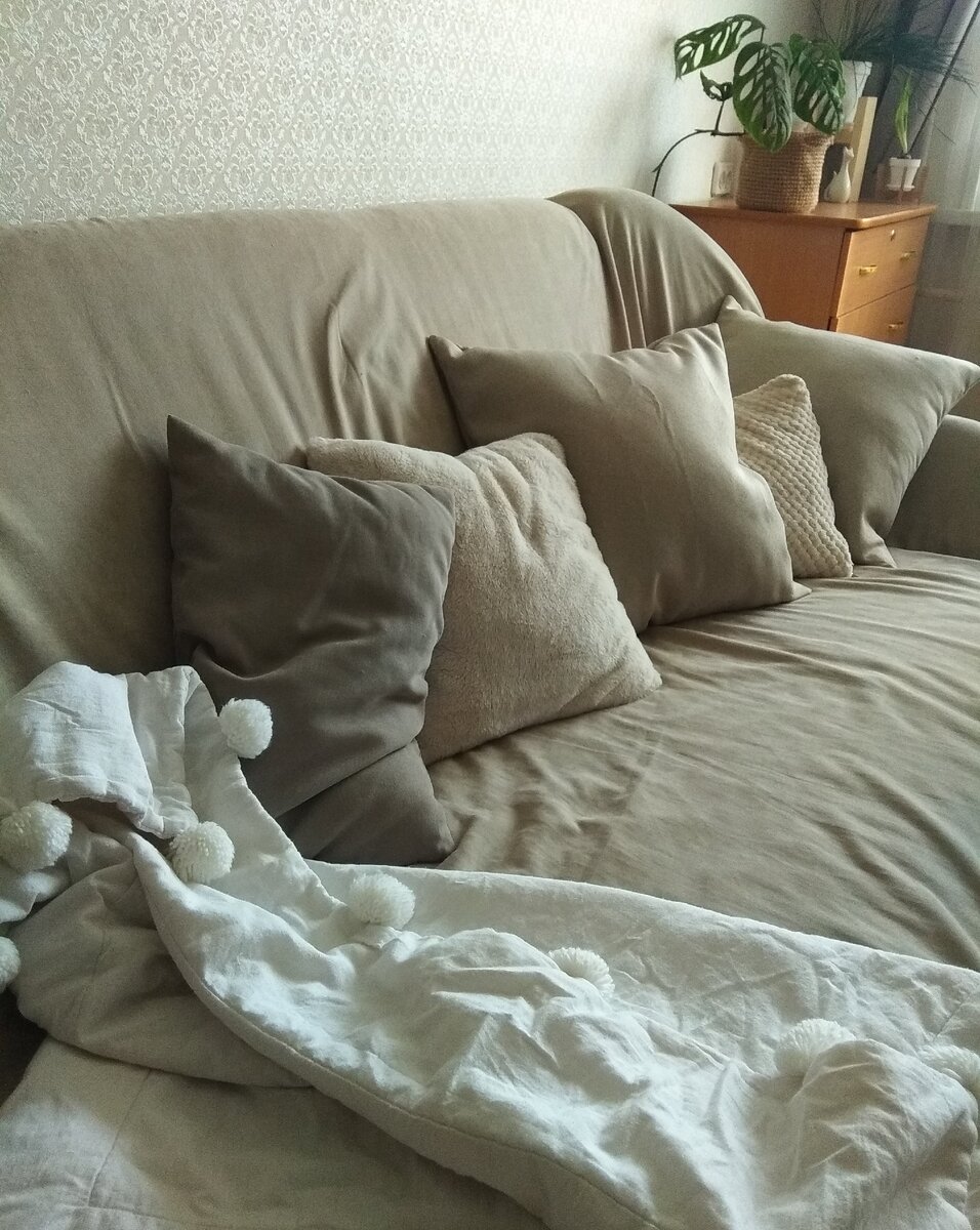 Получилось две подушки, размером 50*50