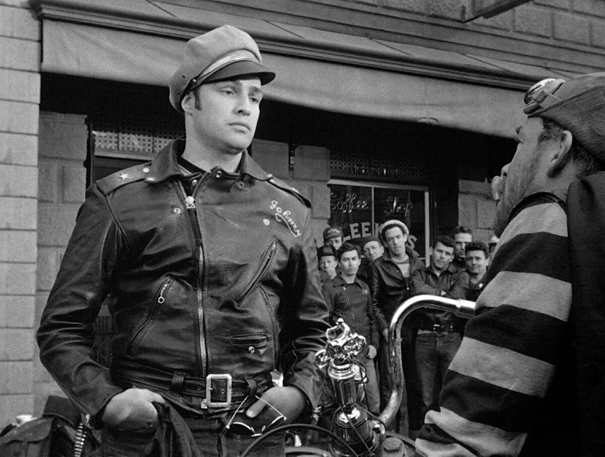 Кадр из фильма "Дикарь" (1953)