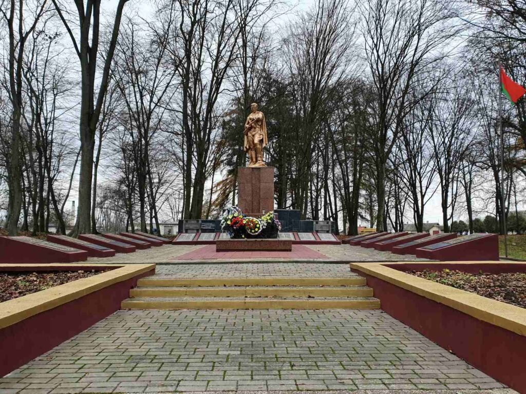 Целуйте польскую землю, она не будет вашей». Кровавая бойня в белорусской  деревне | belhistory.by | Дзен