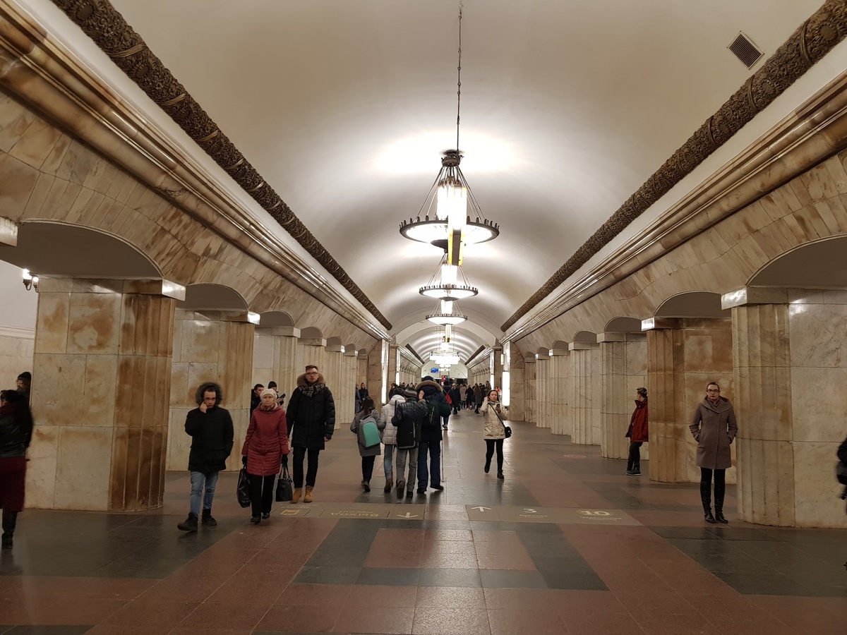 Метро Курская. Кольцевая линия (фото из интернета)