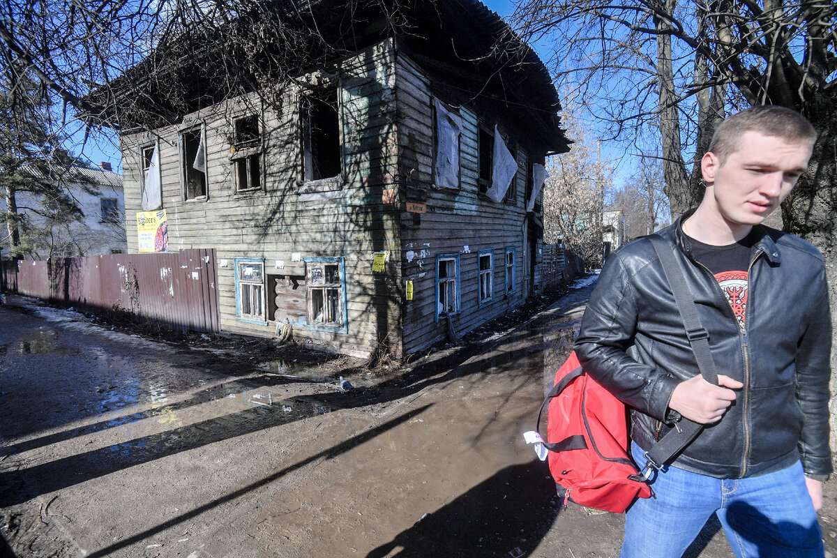 Дом в самом центре Кимр. И таких домов там - предостаточно...