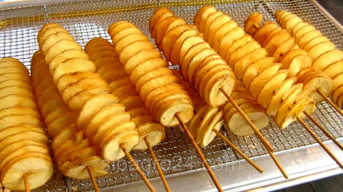 Картофельные чипсы на шпажках
