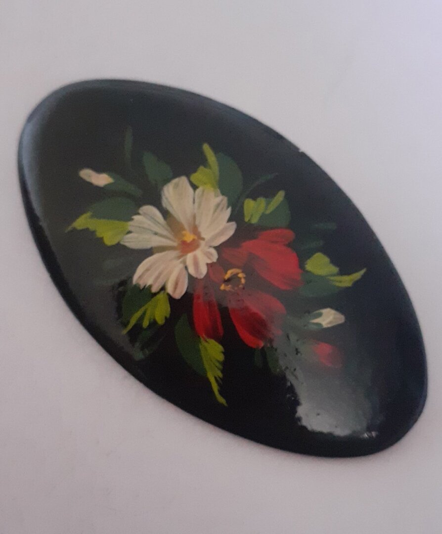 Брошь подарок