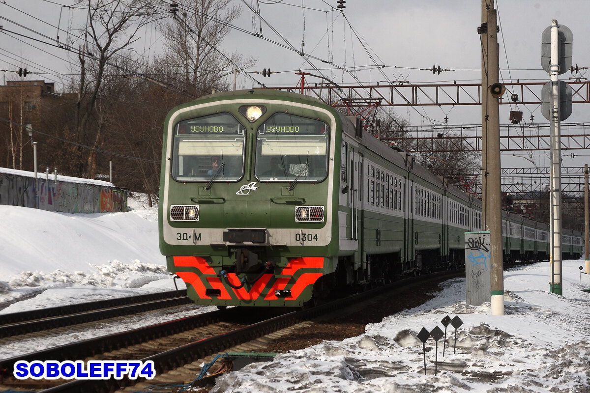 Электропоезд ЭД4М-0304. Станция Коломенское Московской железной дороги. Март 2010 года