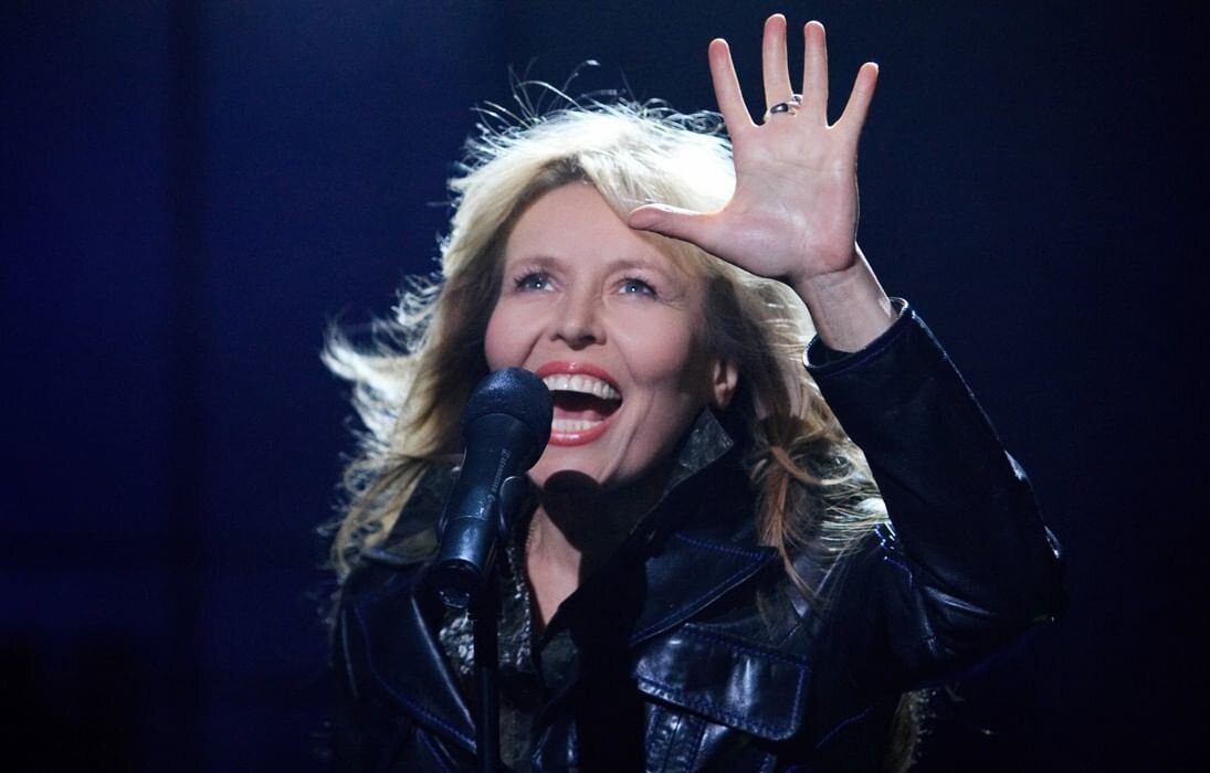 Ольга Кормухина- боец и в жизни, и на сцене. Фото Яндекс.Картинки.