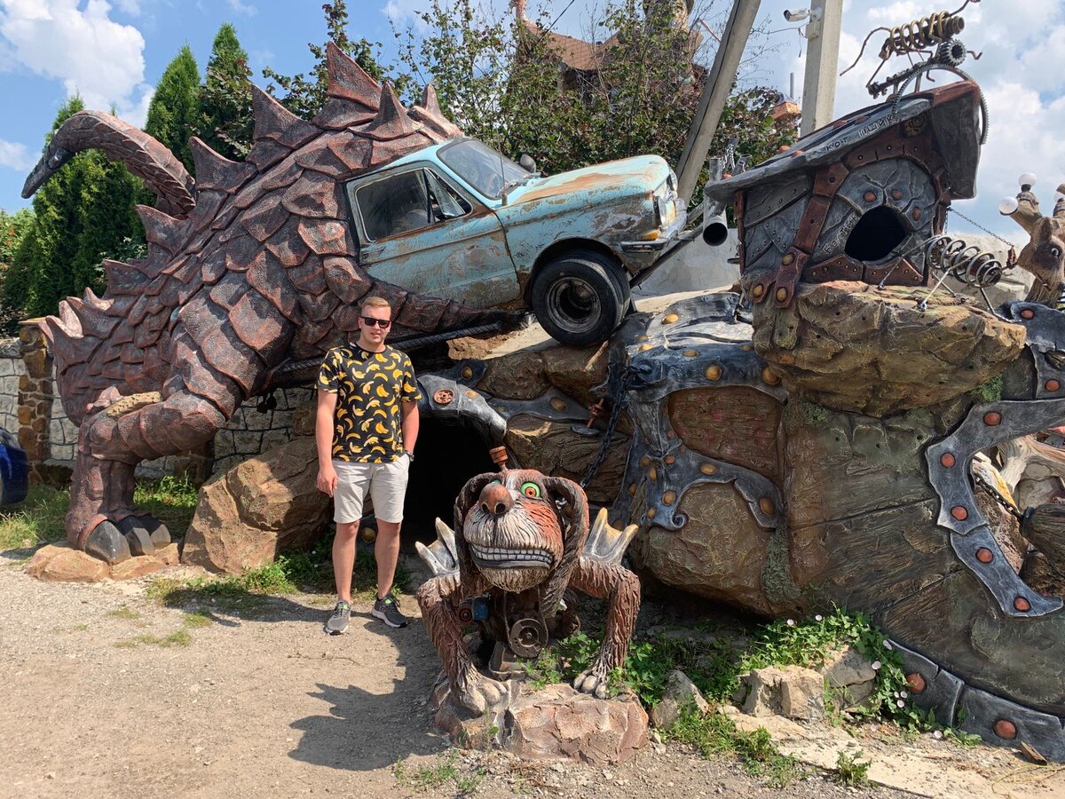 Так выглядит забор у дома