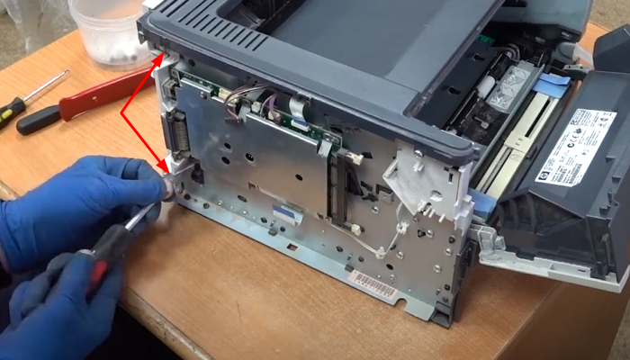 Фото 43. Пыль на зеркале блока лазера