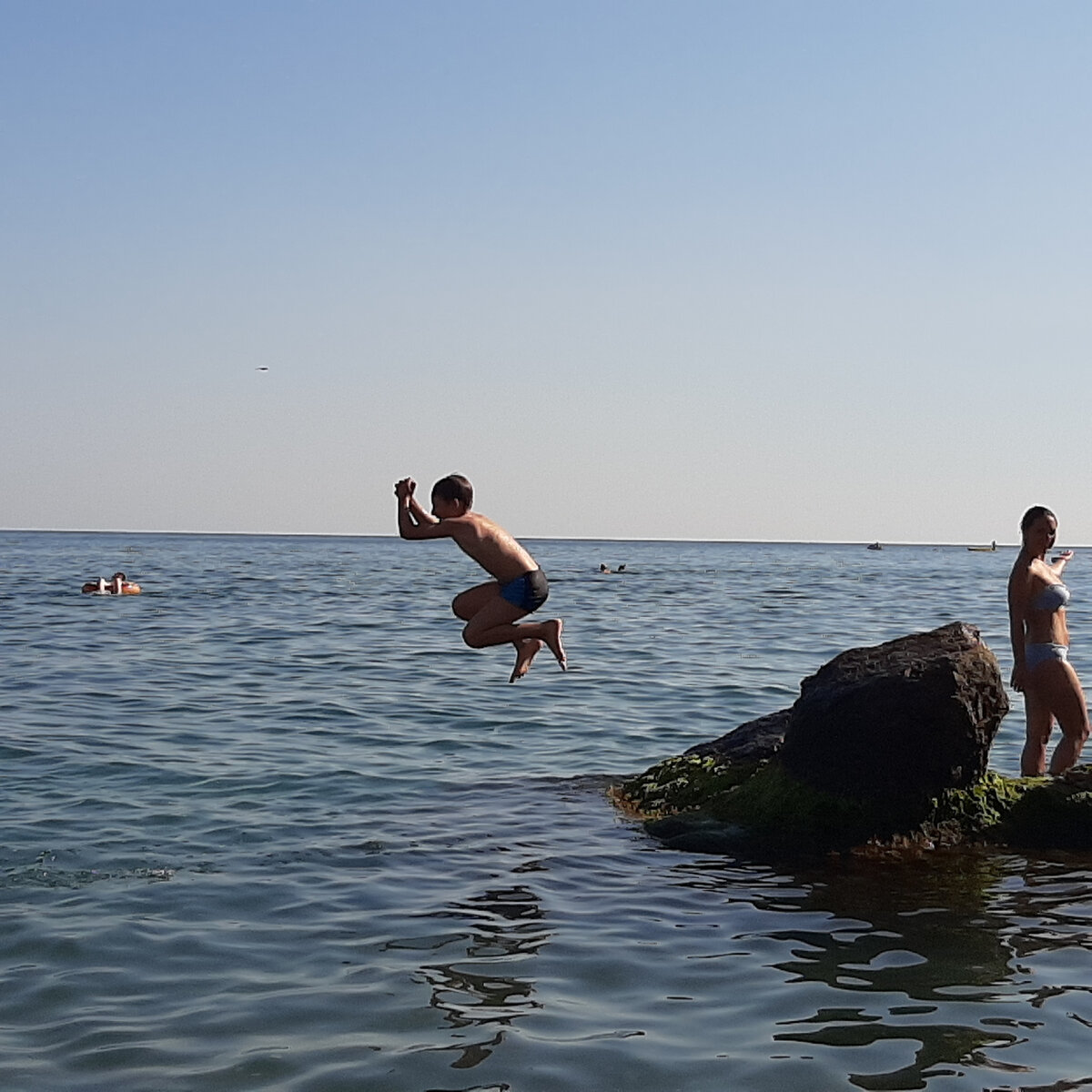 Как думаете, море выйдет из берегов? 