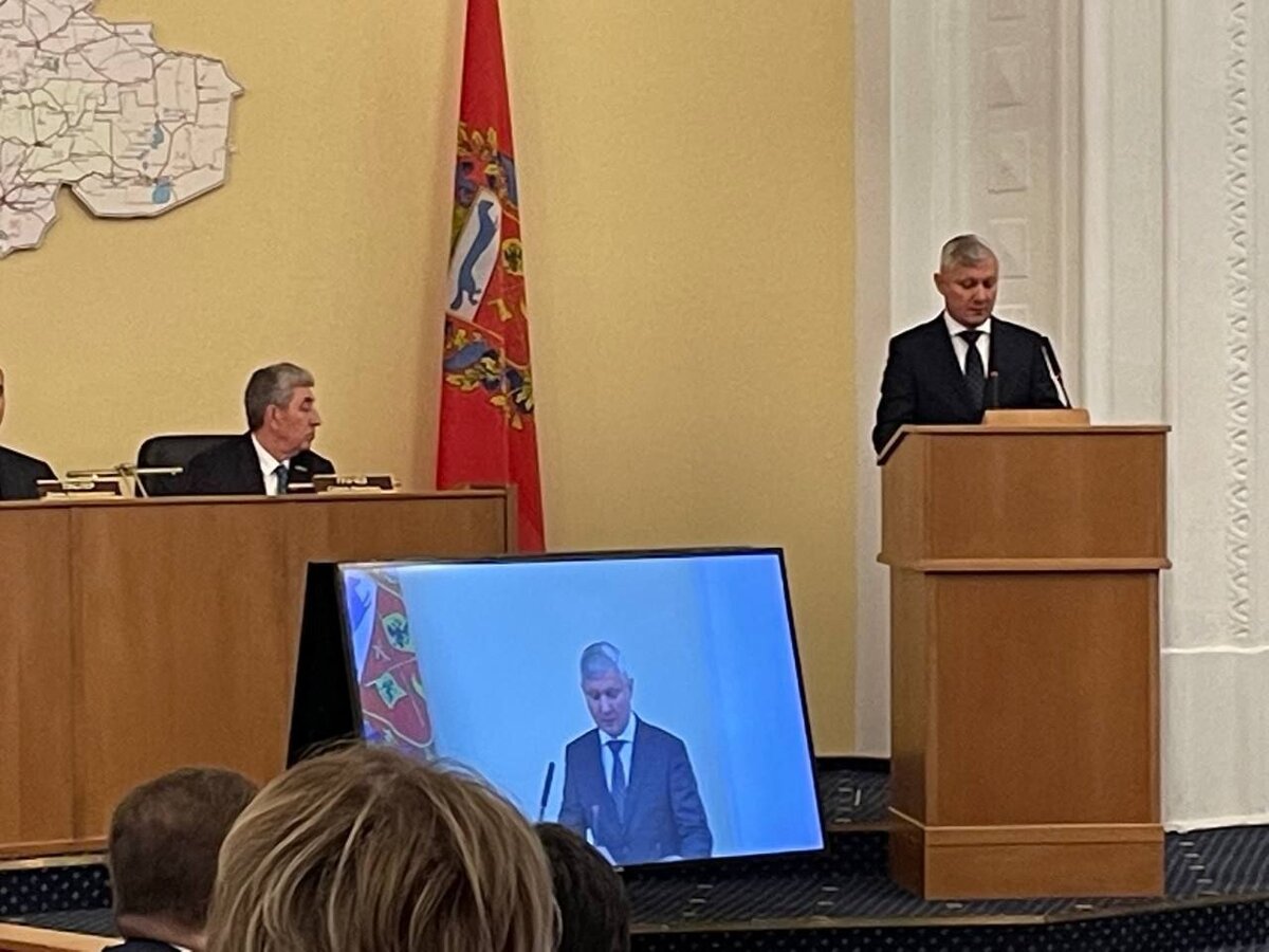    Главным федеральным инспектором по Оренбургской области стал Владимир Бобров Белов Михаил Александрович