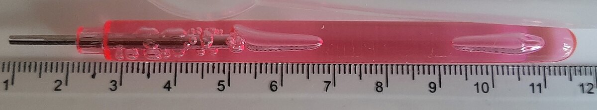 Инструмент для квиллинга.