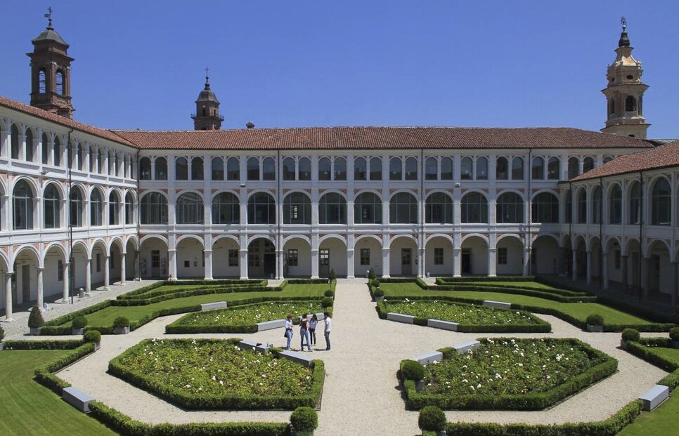 Creator: Sergio Sepielli  Copyright: 2011 S. Sepielli
Information extracted from IPTC Photo Metadata.