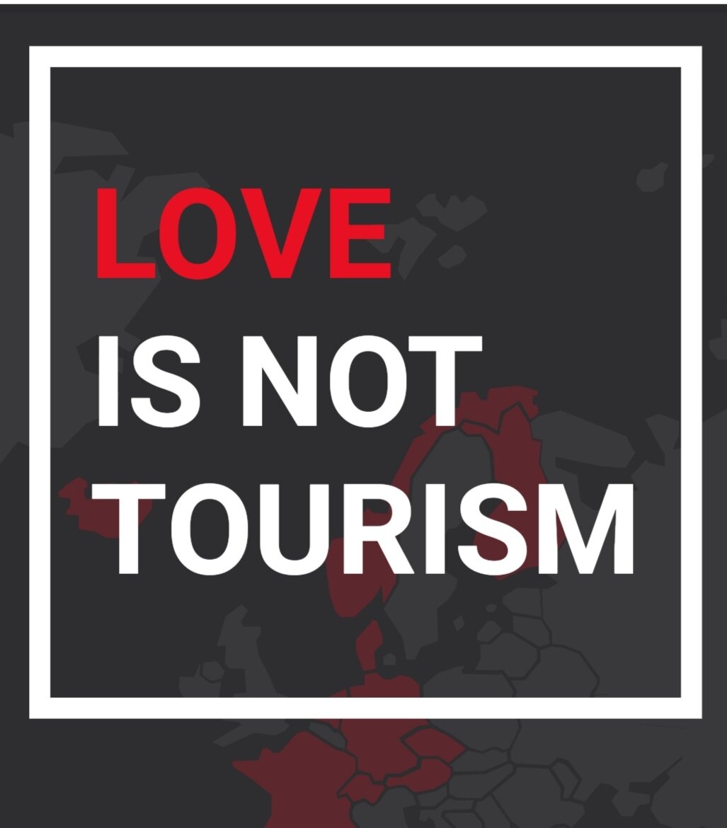 Фото взято с loveisnottourism. org