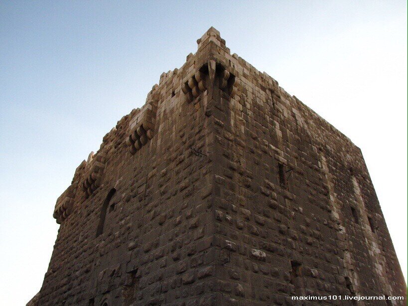 Цитадель дамаска дамаск. Цитадель в Старом городе Дамаска.