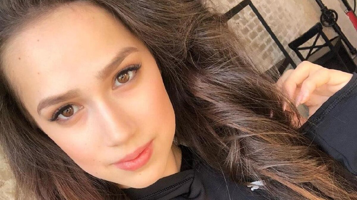 Ну кто сомневался, что начнем с Алины Загитовой?)